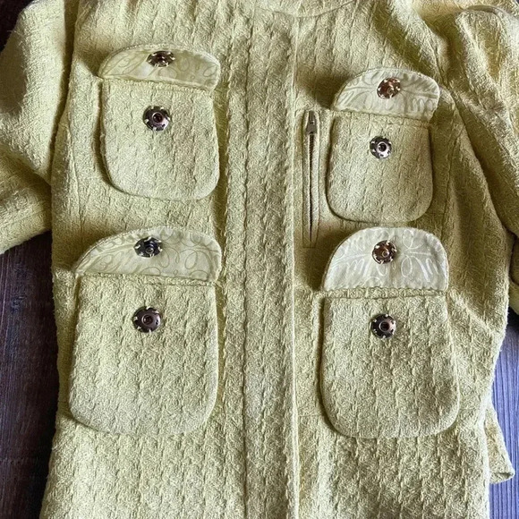 Tuleh | Chartreuse Cotton & Silk Blend Blazer - Picture 5 of 10